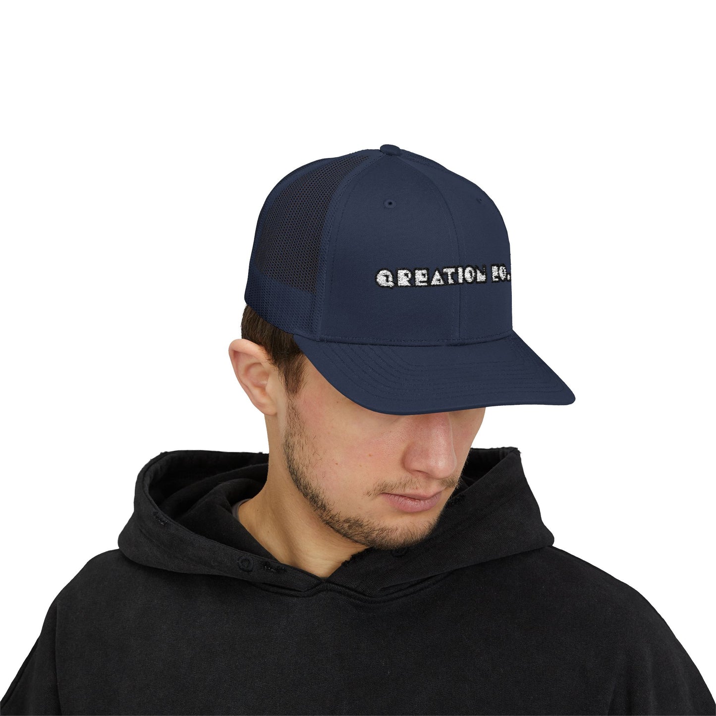 "Q-Classic" Snapback Trucker Cap