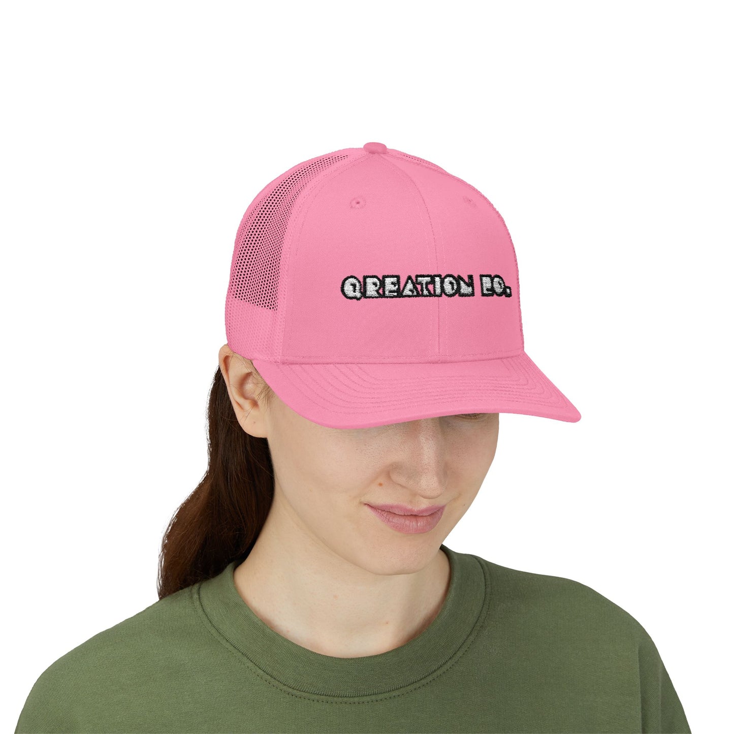 "Q-Classic" Snapback Trucker Cap