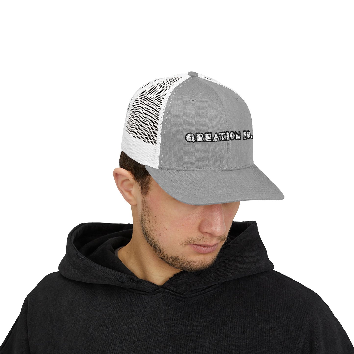 "Q-Classic" Snapback Trucker Cap
