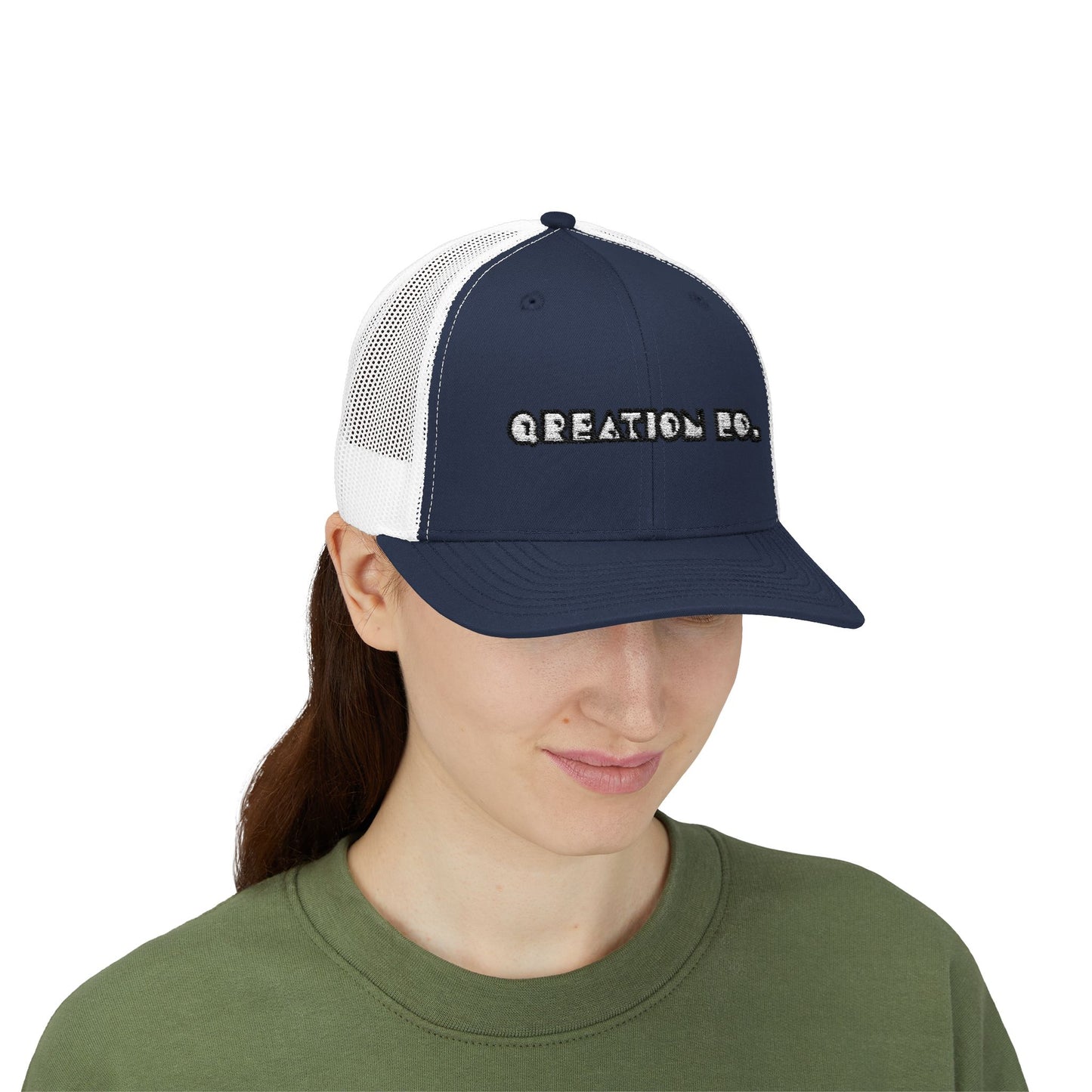 "Q-Classic" Snapback Trucker Cap